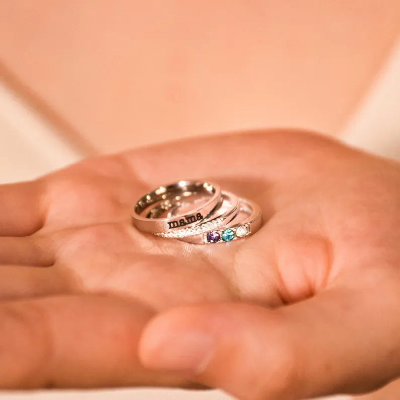 Personalisierbarer Damenring in 3 Schichten aus S925 Silber mit Geburtssteinen für alle 12 Monate, individuell anpassbar