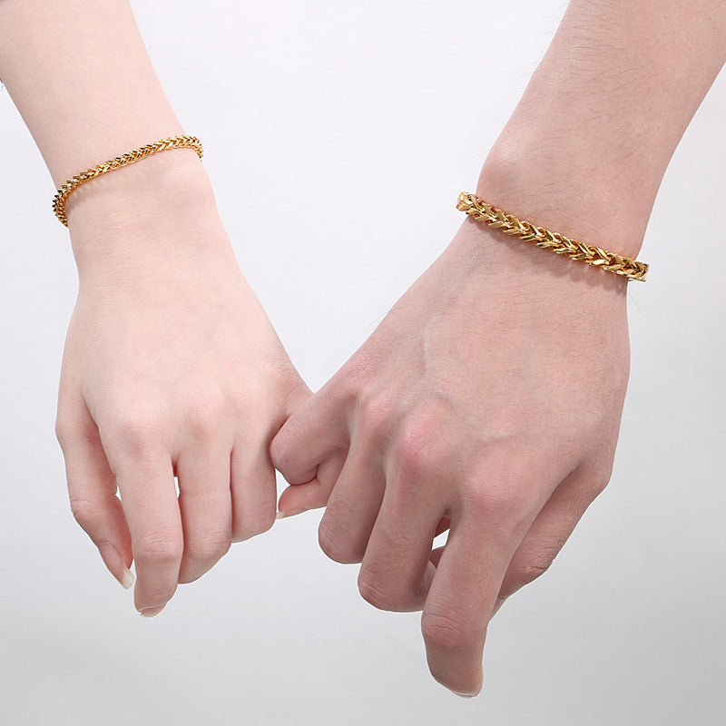 Minimalist Cuban chain bracelets for couples – with textured swirl pattern and high-gloss finish