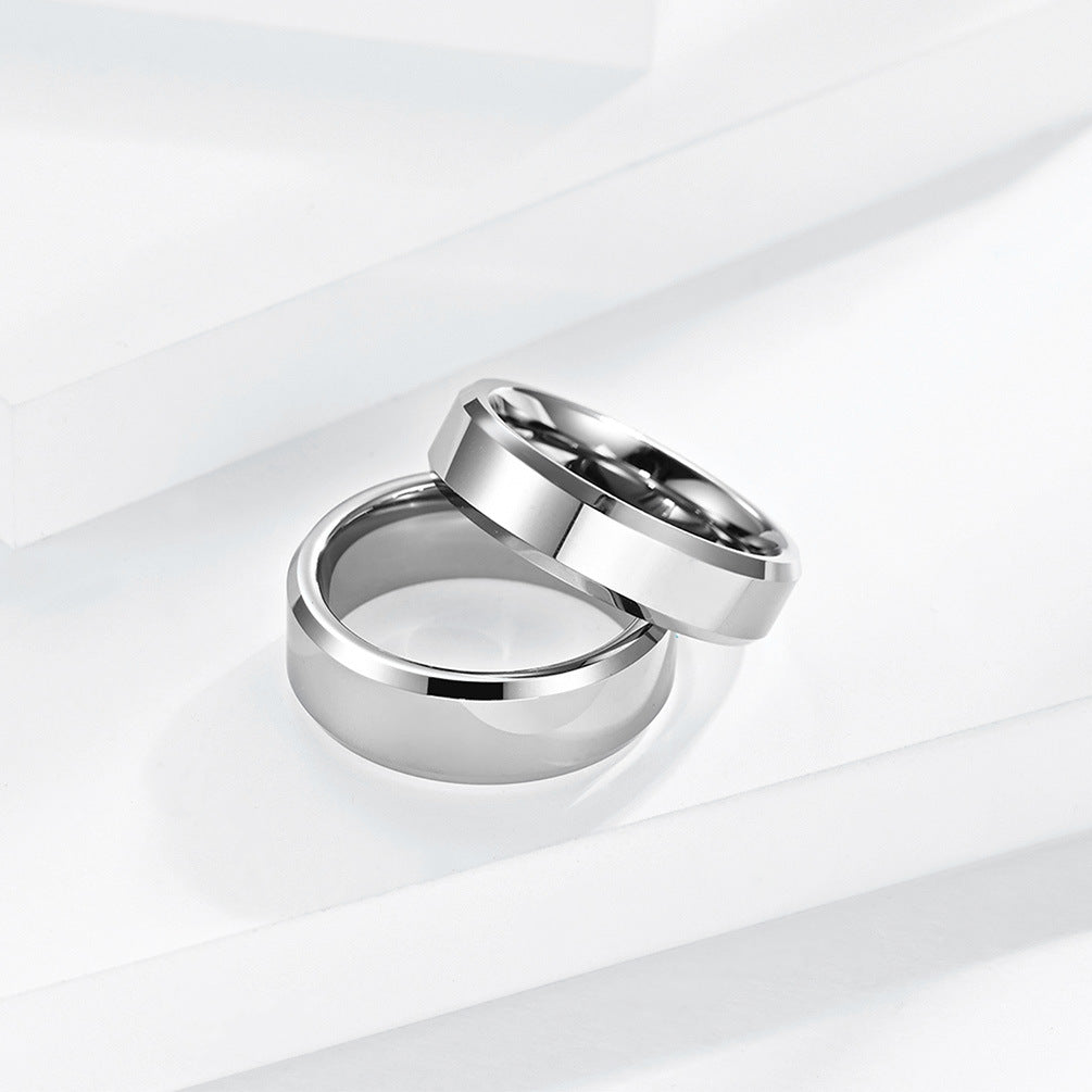 Wolframcarbid-Ring mit doppeltem Schrägschnitt – Hochglanz & Zeitlos