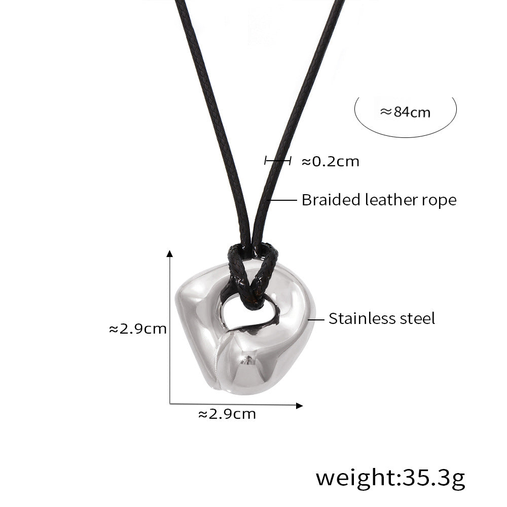 Elegant leather necklace with elaborate 3D pendant – PVD gold-plated or silver-colored