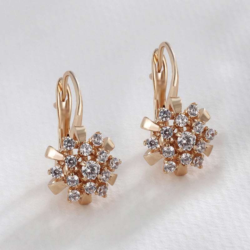Fashionable flower ear clips with zirconia - copper alloy gold-plated (2.1 cm)