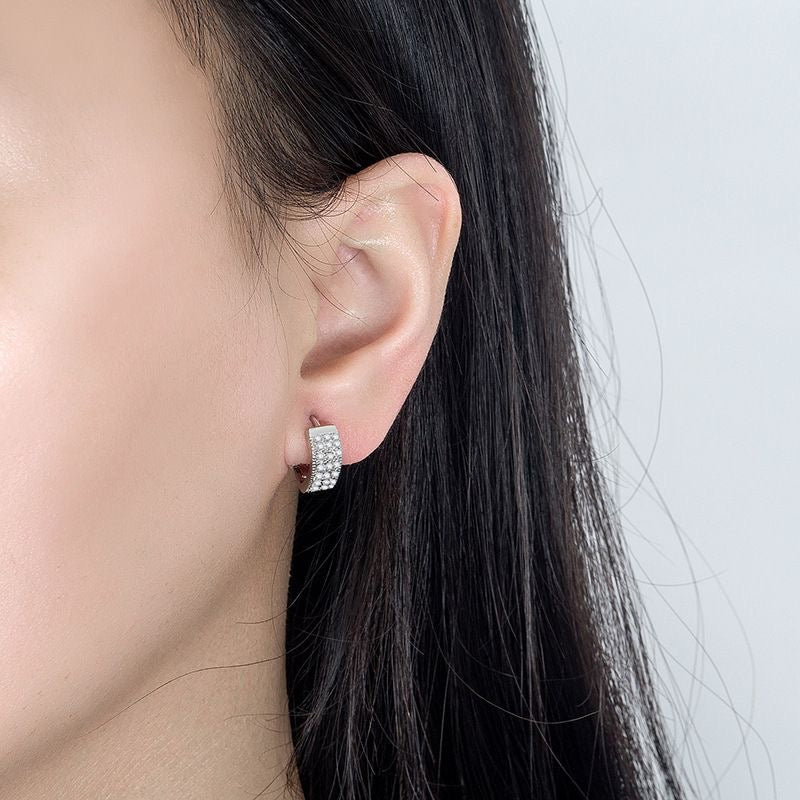 Fashionable V-heart ear clips with double row of zirconia - copper rhodium-plated/gold-plated