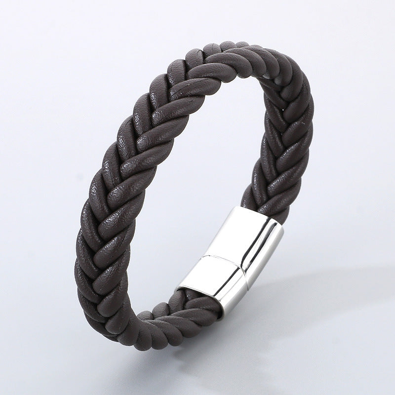 Simple leather bracelet for men with stainless steel – hand-braided & minimalist