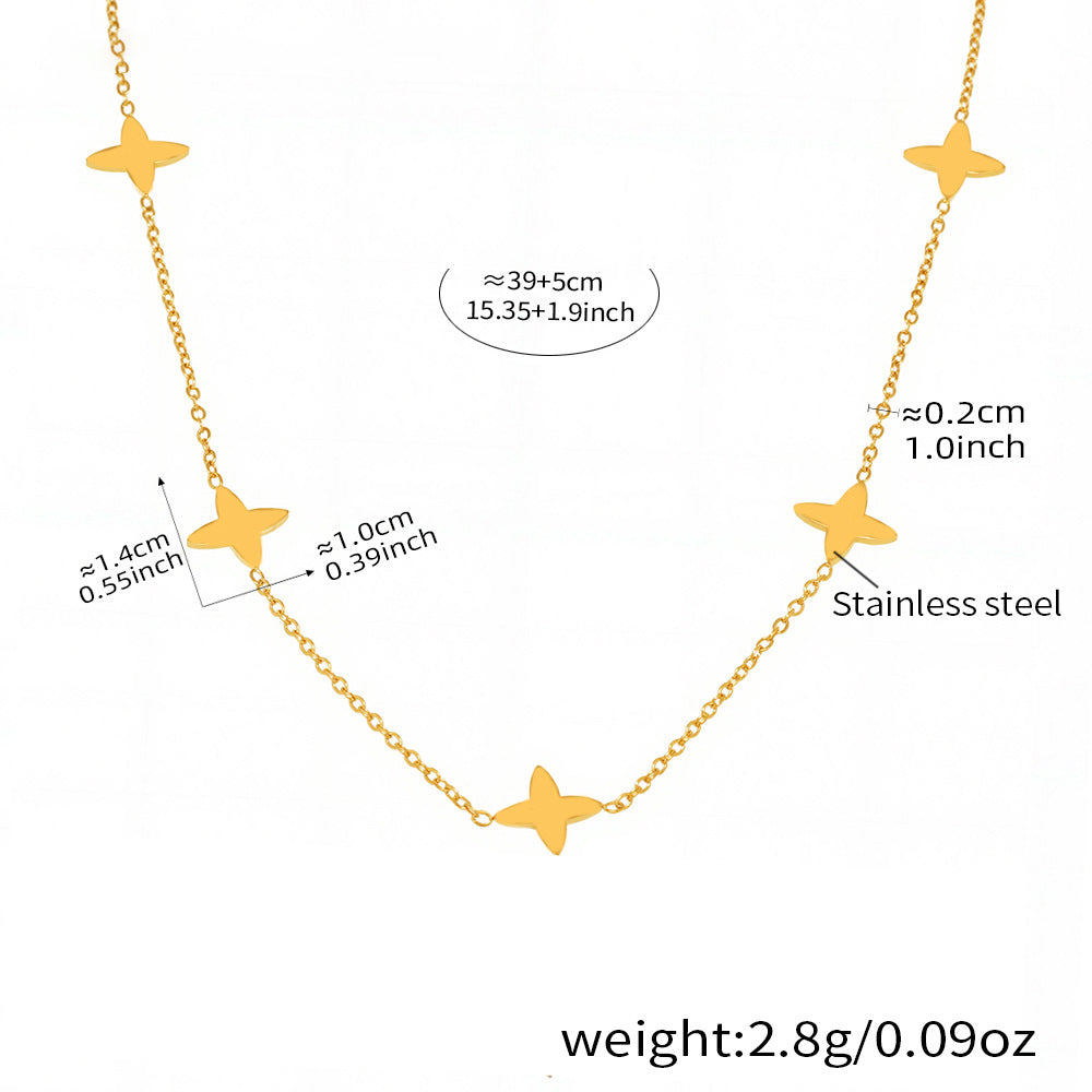 Lucky clover pendant necklace with zirconia and pearls – 18K gold-plated stainless steel or silver look for stylish layering