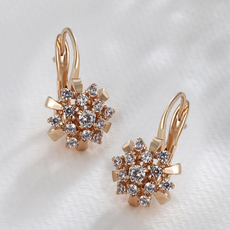 Fashionable flower ear clips with zirconia - copper alloy gold-plated (2.1 cm)