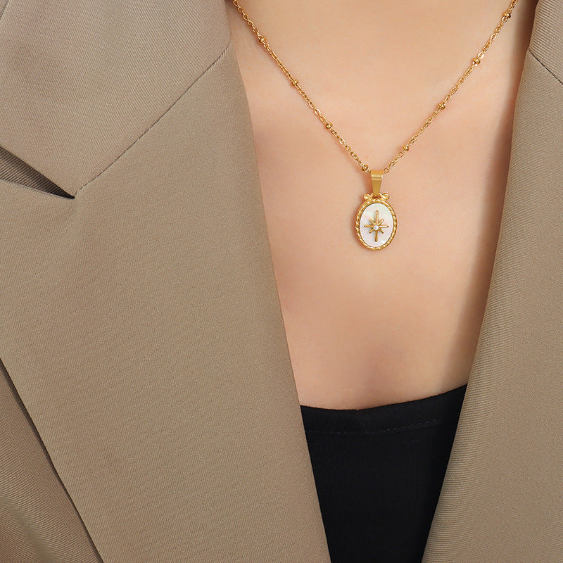 White shell star pendant set with zirconia | Stainless steel jewelry in 18K gold or high-gloss silver - Includes ear studs