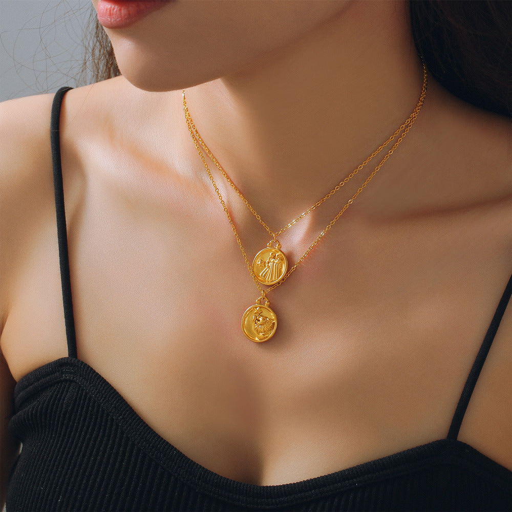 Elegant zodiac medallion with relief – timeless unisex necklace classic