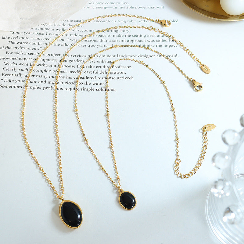 Retro chaton pendant necklace made of stainless steel | With cat's eye effect stone - 18K gold or high-gloss silver look