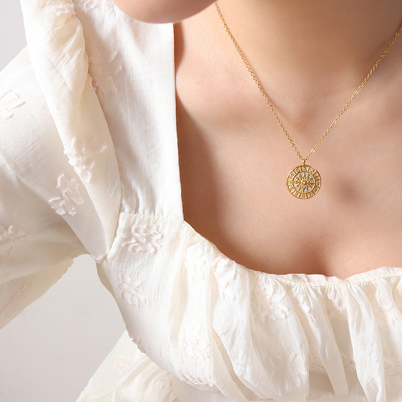 Retro medal pendant with zirconia & relief dial – stainless steel chain in gold or silver