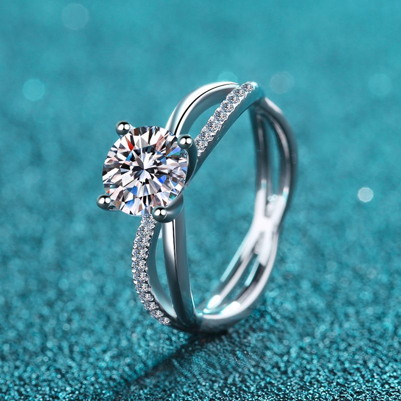 Four-claw zirconia ring (1ct) with intertwined cable band – 925 sterling silver rhodium-plated