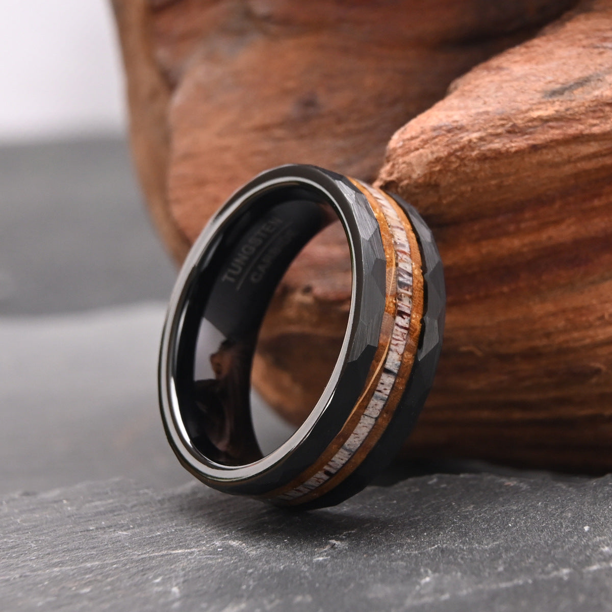 PIOWNN 8mm Wolframcarbid Ring - Schwarz beschichtet mit Hirschhorn