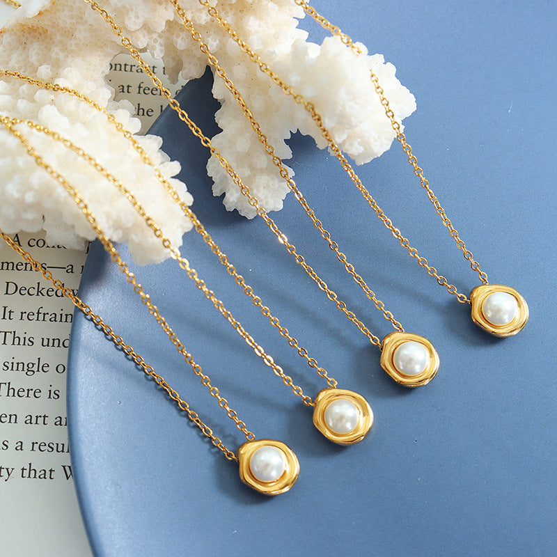 Shell pearl necklace made of stainless steel | 18K gold-plated or high-gloss silver look