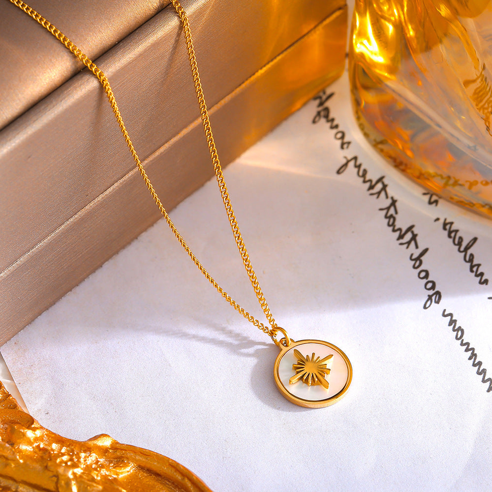 Vintage star pendant with shell motif – stainless steel chain in 18k gold or silver