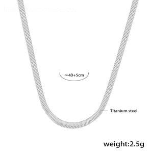 Snail shell pendant necklace with faux pearl | Stackable stainless steel set - 18k gold or high-gloss silver finish