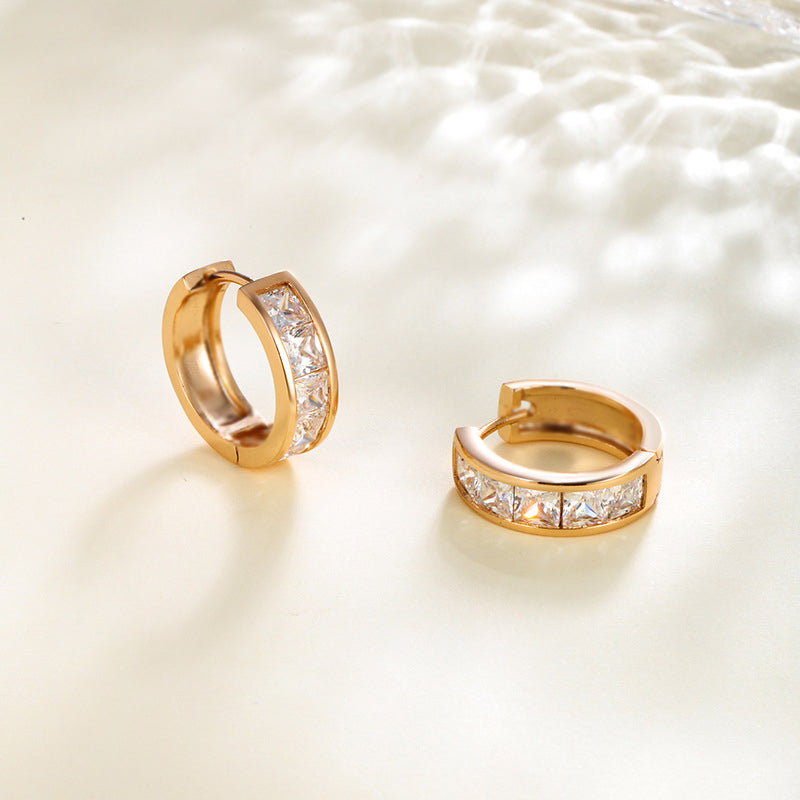 Earrings with square zirconia stones - copper alloy gold-plated (1.9 cm)