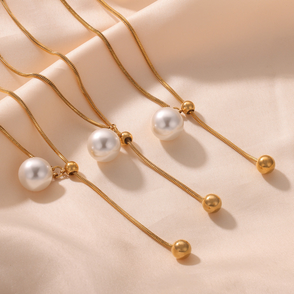 Mother-of-pearl pendant necklace | Stainless steel with 18K gold or high-gloss silver - Elegant piece of jewelry