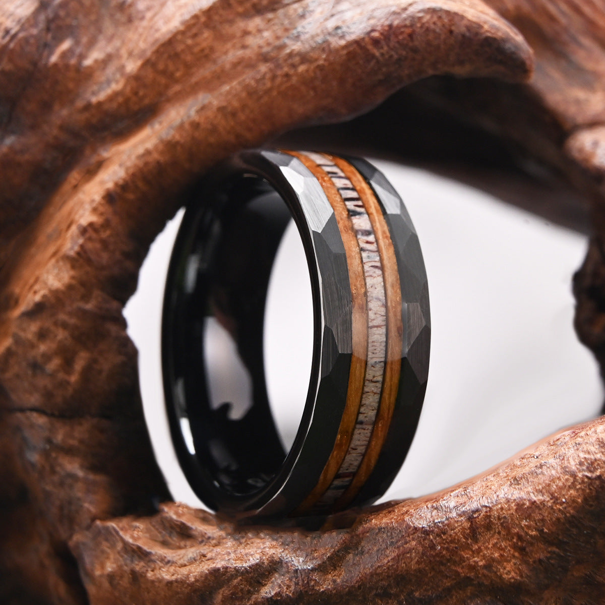 PIOWNN 8mm Wolframcarbid Ring - Schwarz beschichtet mit Hirschhorn