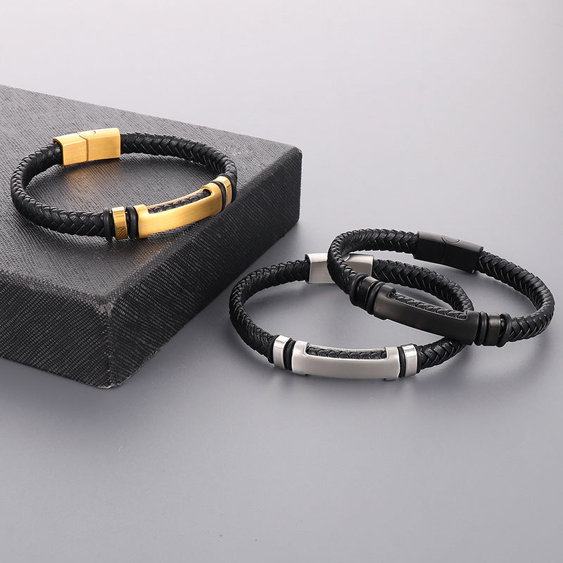 Simple braided leather bracelet with magnetic plate – unisex design