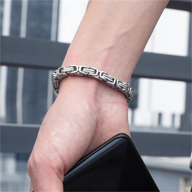 Titan-Optik Bügelkette Armband für Damen & Herren – Mehrere Größen