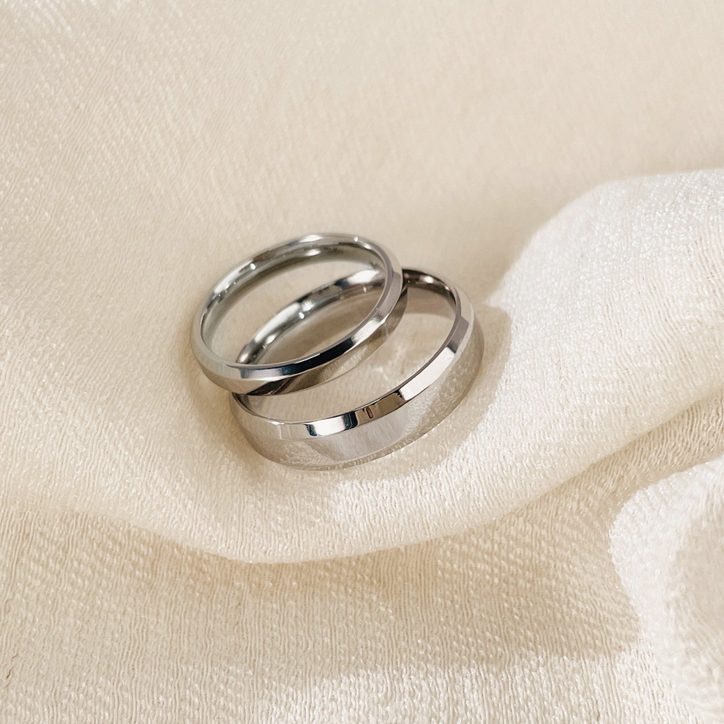 Stainless steel couple rings – hypoallergenic & rust-proof for couples