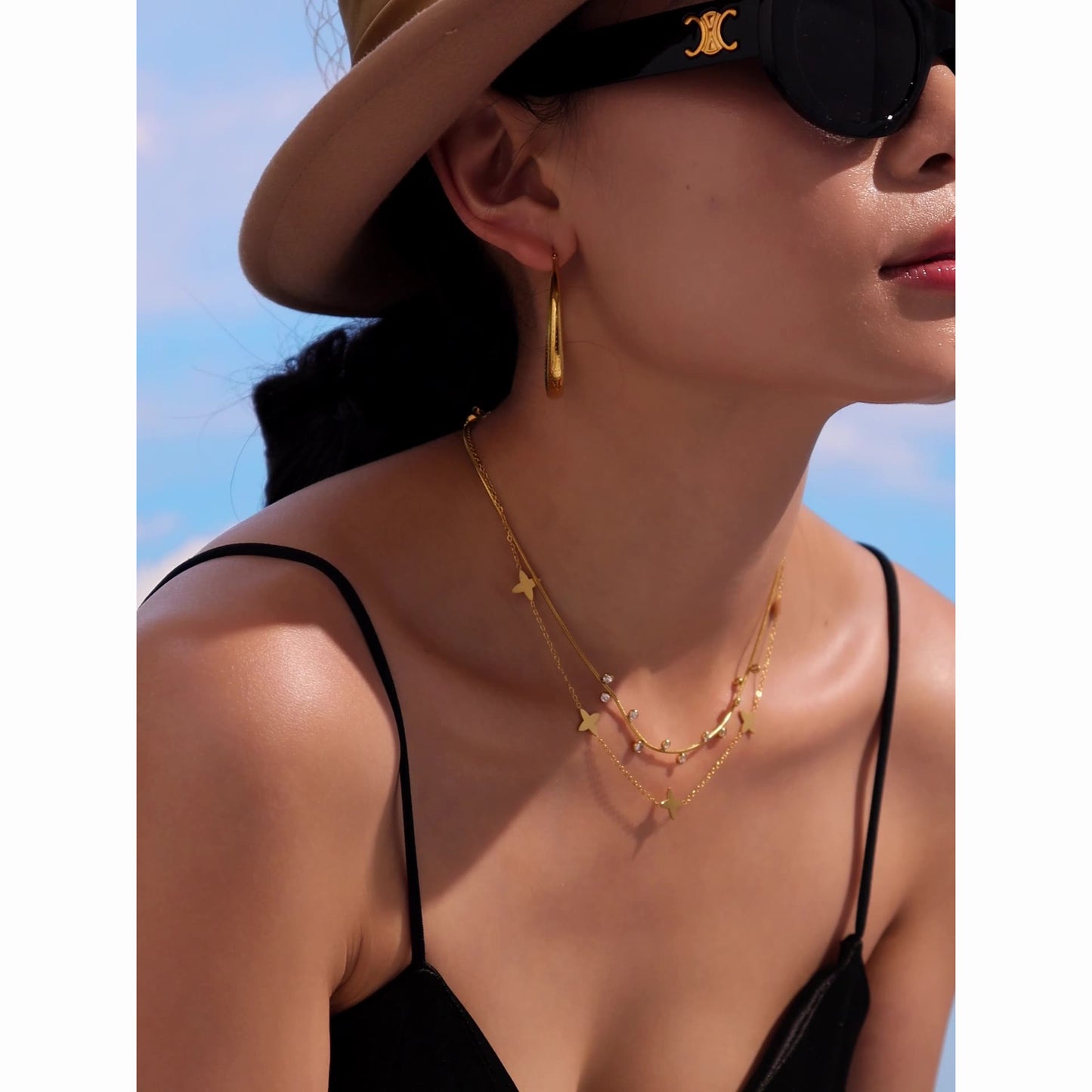 Lucky clover pendant necklace with zirconia and pearls – 18K gold-plated stainless steel or silver look for stylish layering