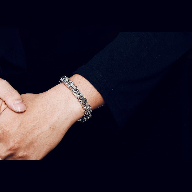 Titan-Optik Bügelkette Armband für Damen & Herren – Mehrere Größen