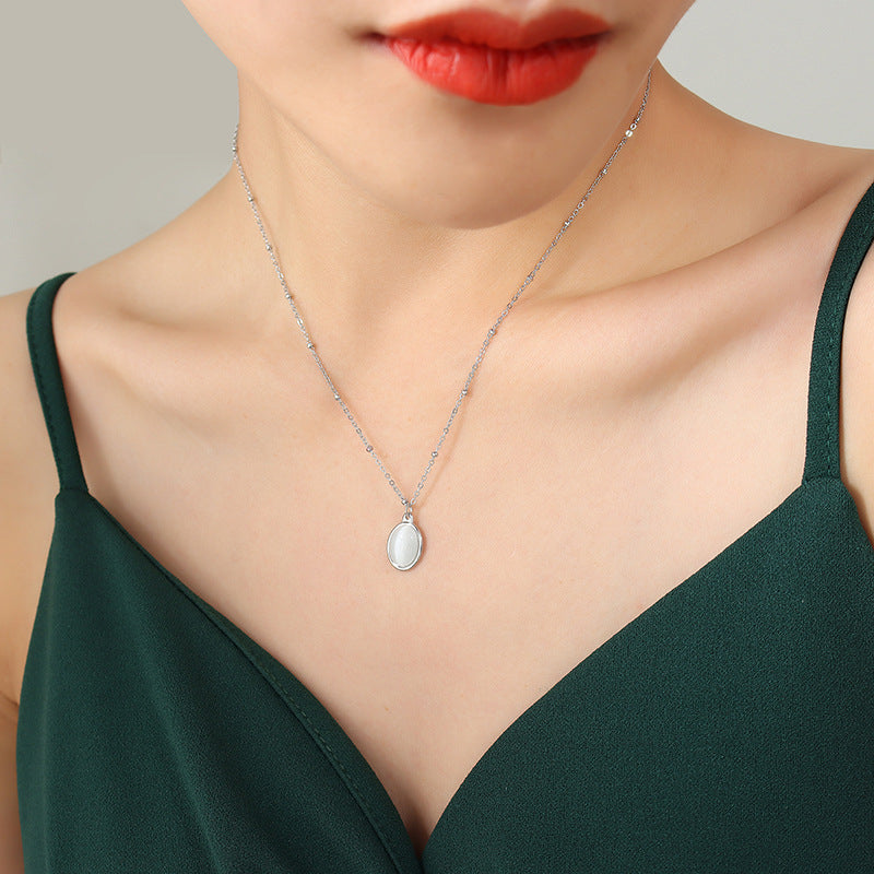 Retro chaton pendant necklace made of stainless steel | With cat's eye effect stone - 18K gold or high-gloss silver look