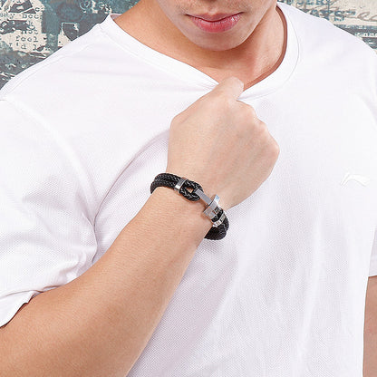 Stainless steel bracelet for men – stylish leather braid with geometric clasp