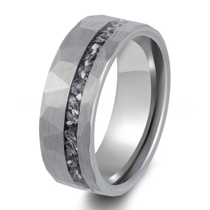 Maskuliner Wolframring mit Meteorit und Hammerschlag-Design – 8 mm Breite