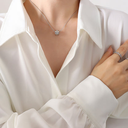 Zirconia-studded hollow cylinder pendant - stainless steel chain with 18K gold or high-gloss silver | Versatile &amp; colorfast