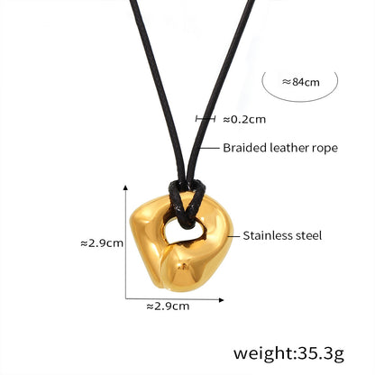 Elegant leather necklace with elaborate 3D pendant – PVD gold-plated or silver-colored