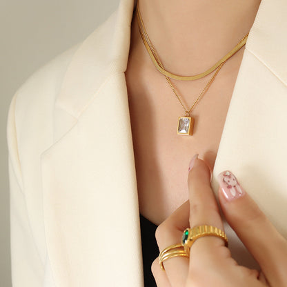 Zirconia cube pendant with double chain | Titanium steel jewelry in 18K gold or high-gloss silver - Stackable statement