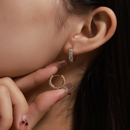 Square zirconia ear clips - 18K gold-plated copper alloy (1.5 cm)