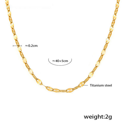 【Charming bee pendant necklace】Stainless steel necklace – gold-plated or silver-colored