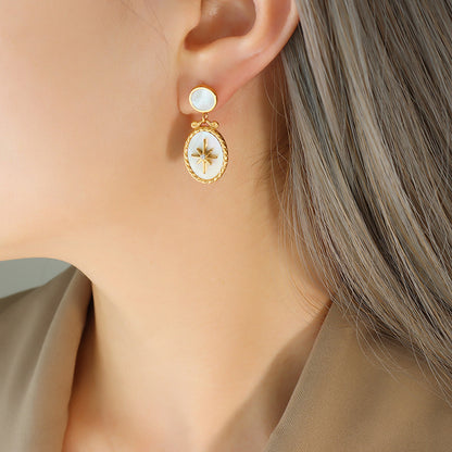White shell star pendant set with zirconia | Stainless steel jewelry in 18K gold or high-gloss silver - Includes ear studs