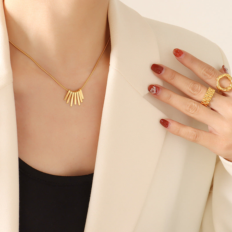 Modern geometry necklace – minimalist cube design in gold or silver