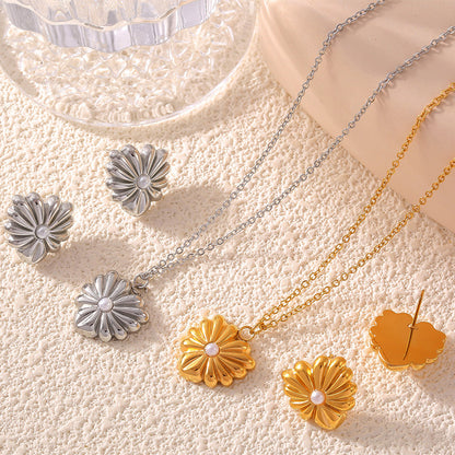 Retro flower earrings &amp; necklace | Stainless steel with 18K gold plating or high-gloss silver finish - Timelessly elegant