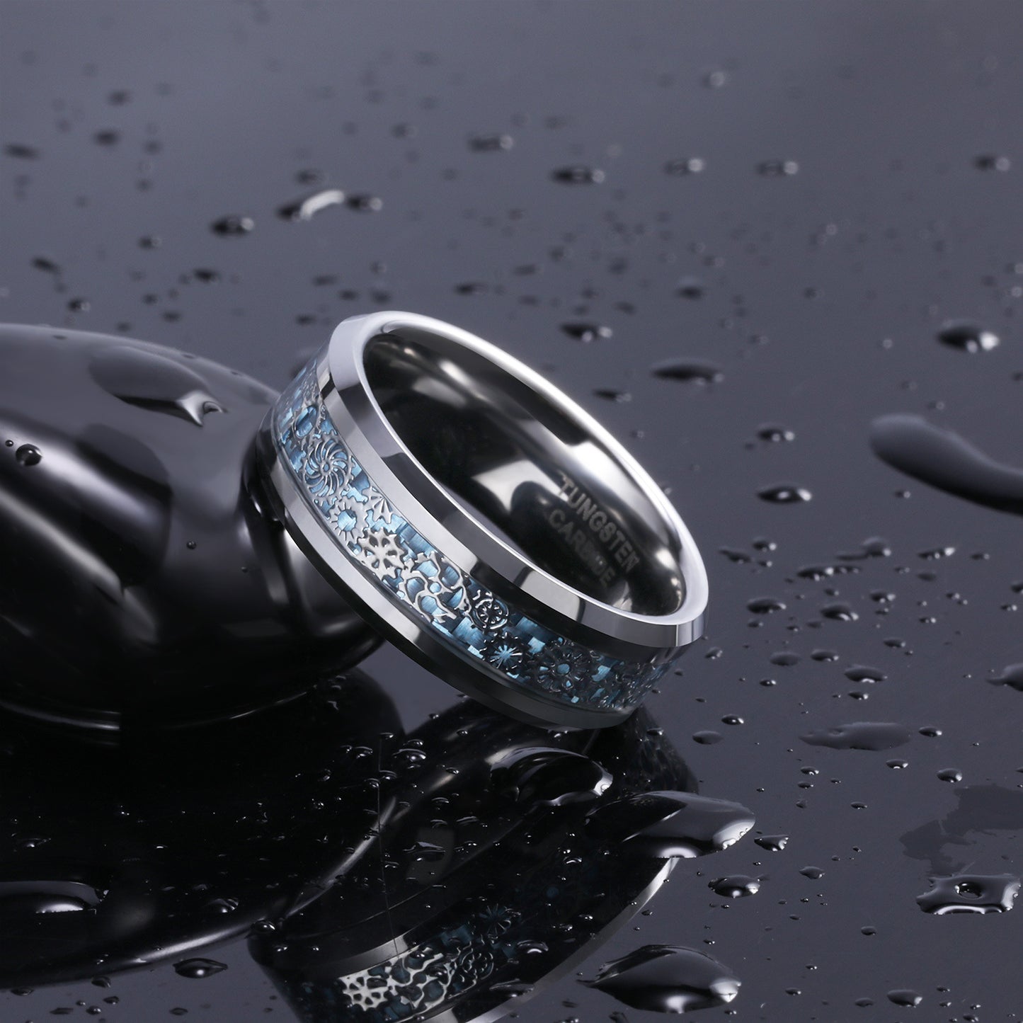 Wolframring mit blauer Kohlefaser-Einlage und Zahnraddesign