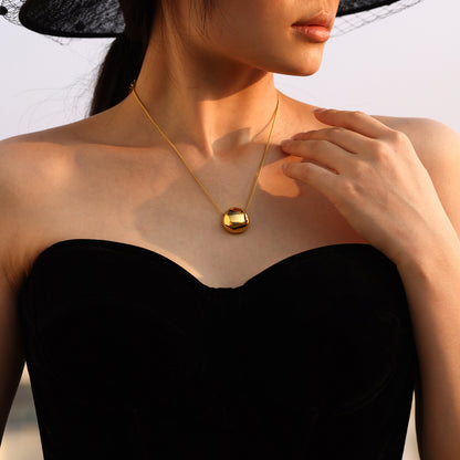 Minimalist round pendant necklace – 18K real gold plating or stainless steel look (optional)