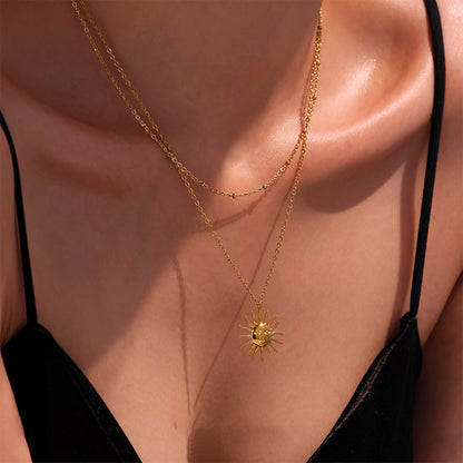 Noble sun goddess necklace – timeless jewelry with spiritual flair