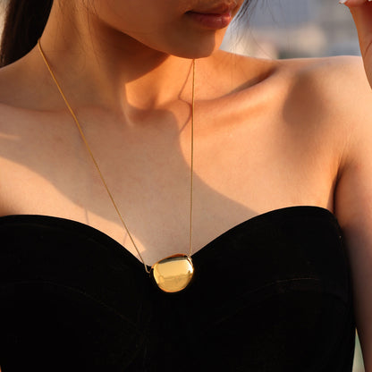 Minimalist round pendant necklace – 18K real gold plating or stainless steel look (optional)