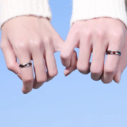 Simple tungsten carbide ring with wood look - 4-6-8mm unisex partner rings - Minimalist wedding rings made of titanium &amp; wood - Scratch-resistant couple rings